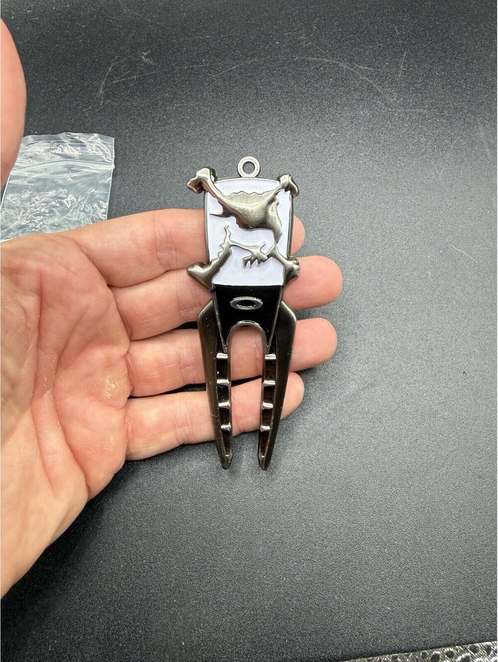 Oakley Golf X-Metal Skull Divot Repair Tool white Stainless